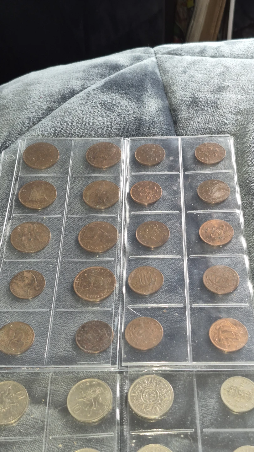 Large Collection of Vintage British and France Coins - photo 2