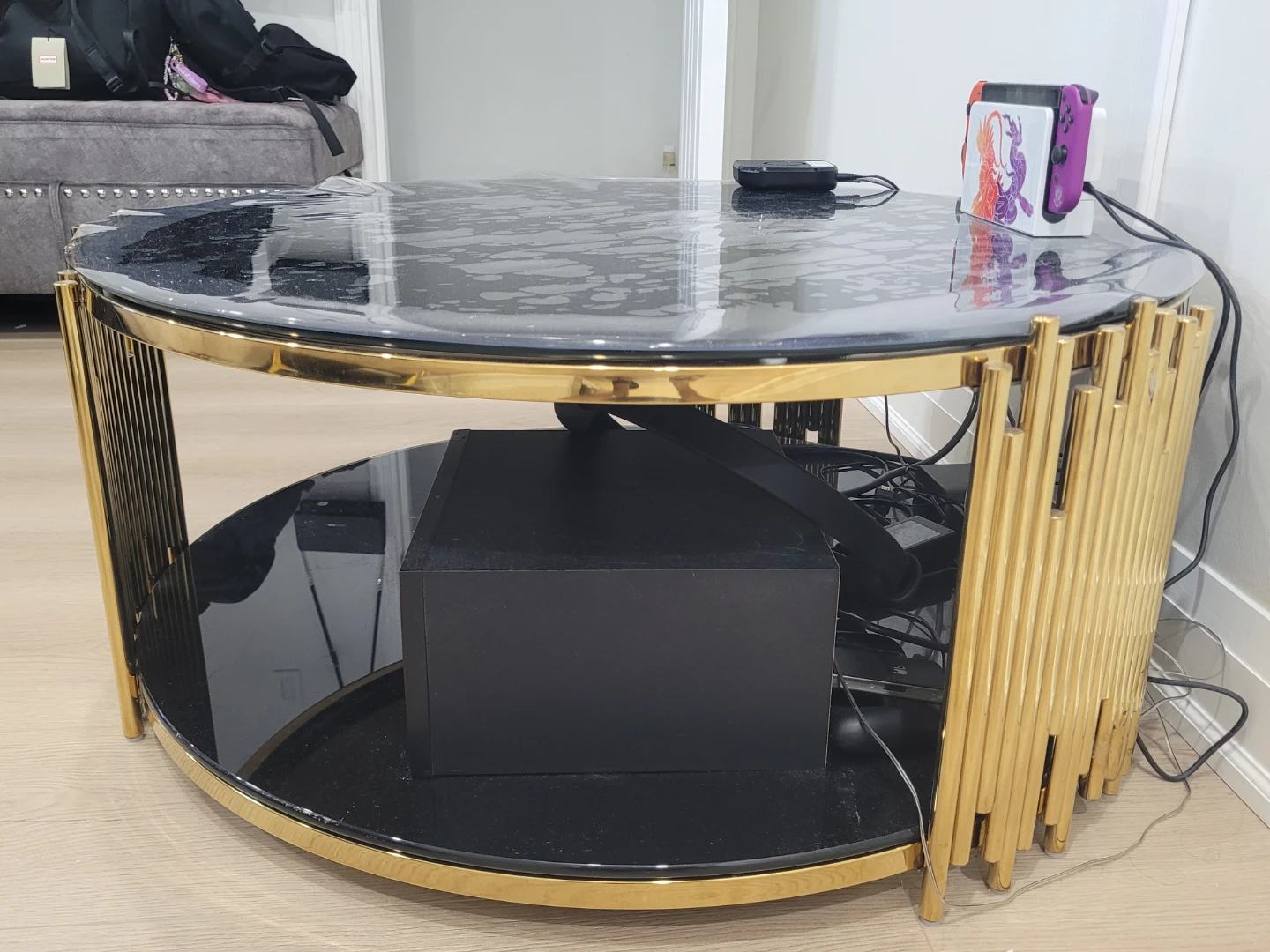 Modern Round Coffee Table with Gold Metal and Glass - photo 2