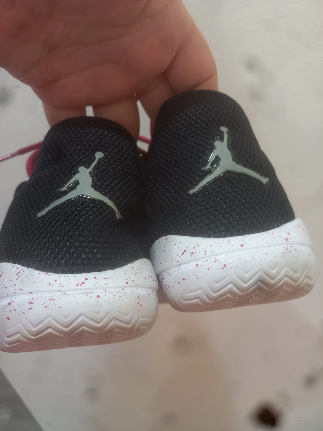 Jordan Sneakers Youth Size 4.5Y - photo 2