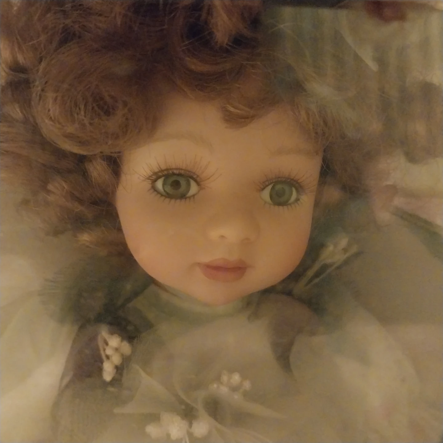🏈Collectible Memories Genuine Porcelain Doll🏈 - photo 4