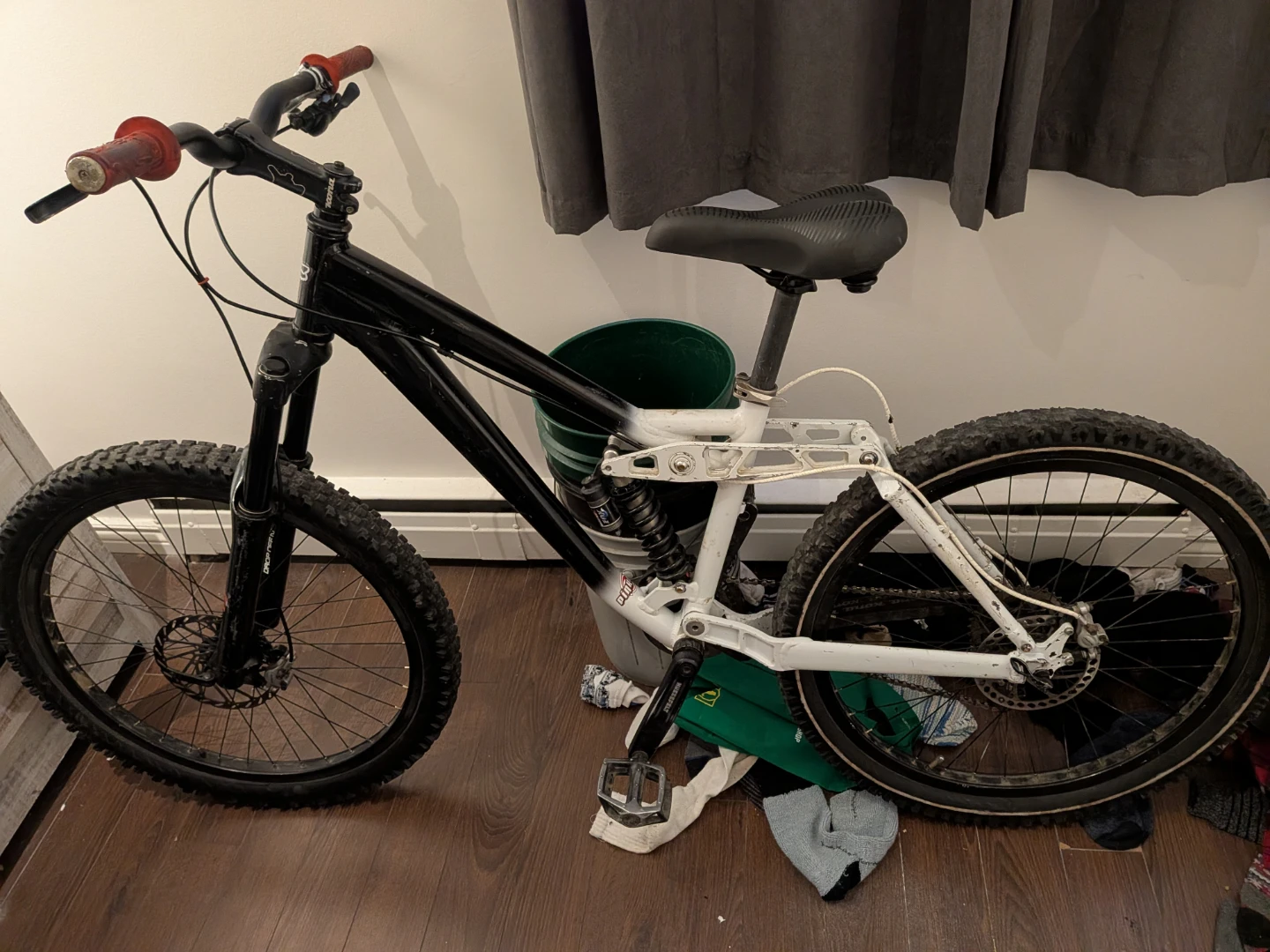 Kona Stinky 2008 Mountain Bike
