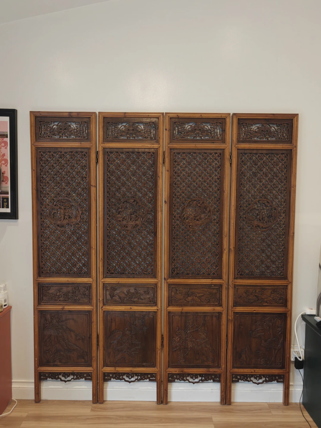 Four-Panel Hand-Carved Wooden Room Divider - photo 2