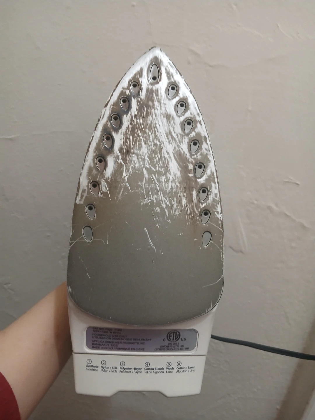 Black & Decker Steam Iron F920 ( best offer) - photo 3