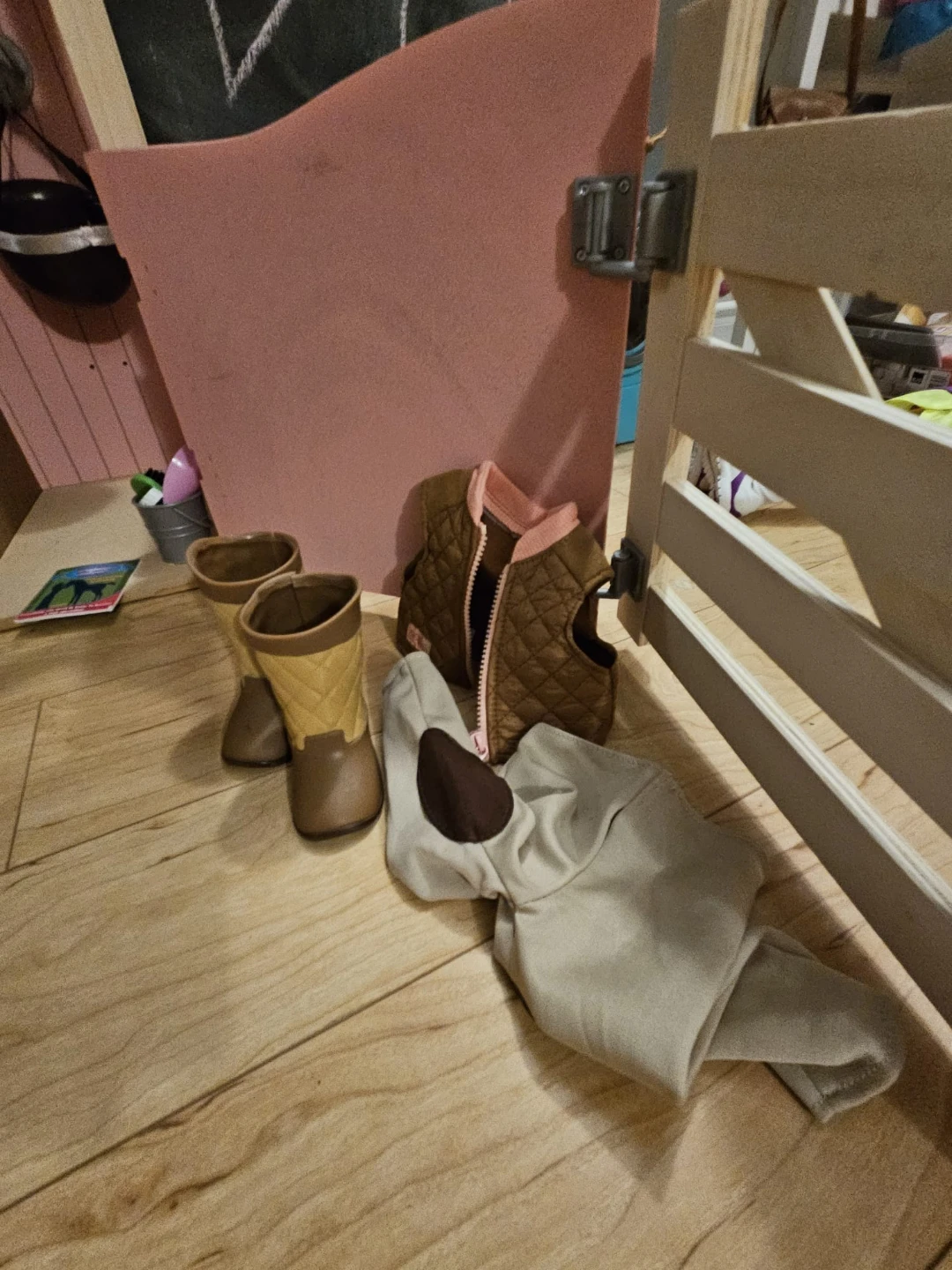 Our Generation Horse Stable and Accessories - photo 5