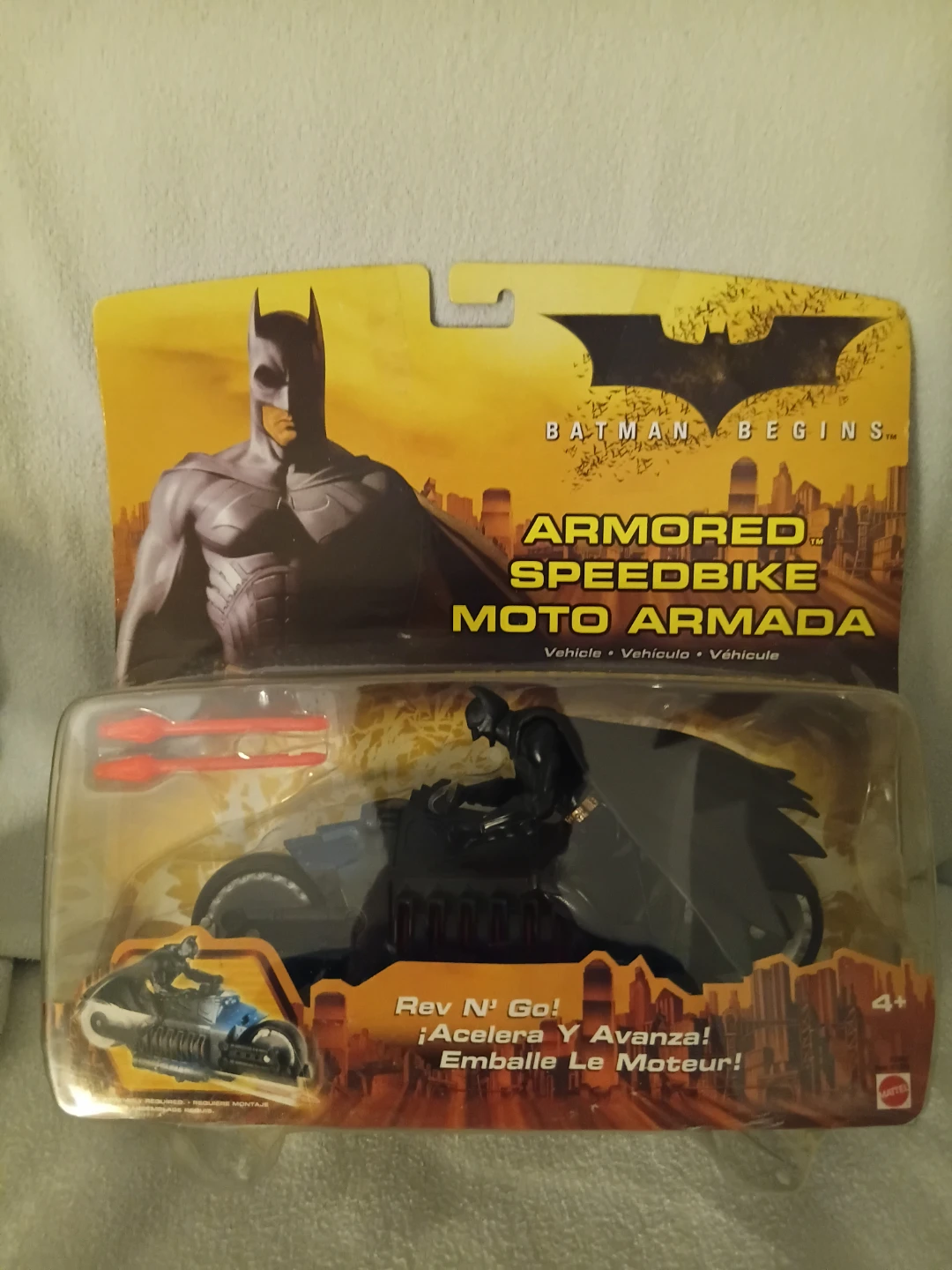 Batman Begins Armored Speedbike Moto Armada Rev N' Go