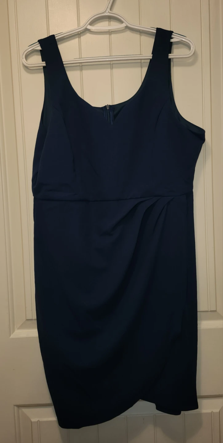 Laughido Sleeveless Navy Dress