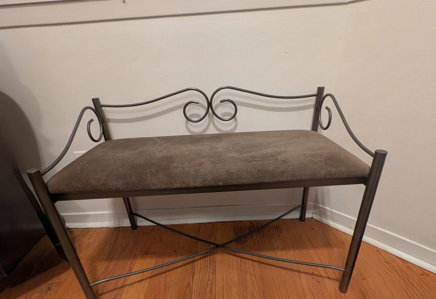 Metal Entryway Bench with Brown Cushion