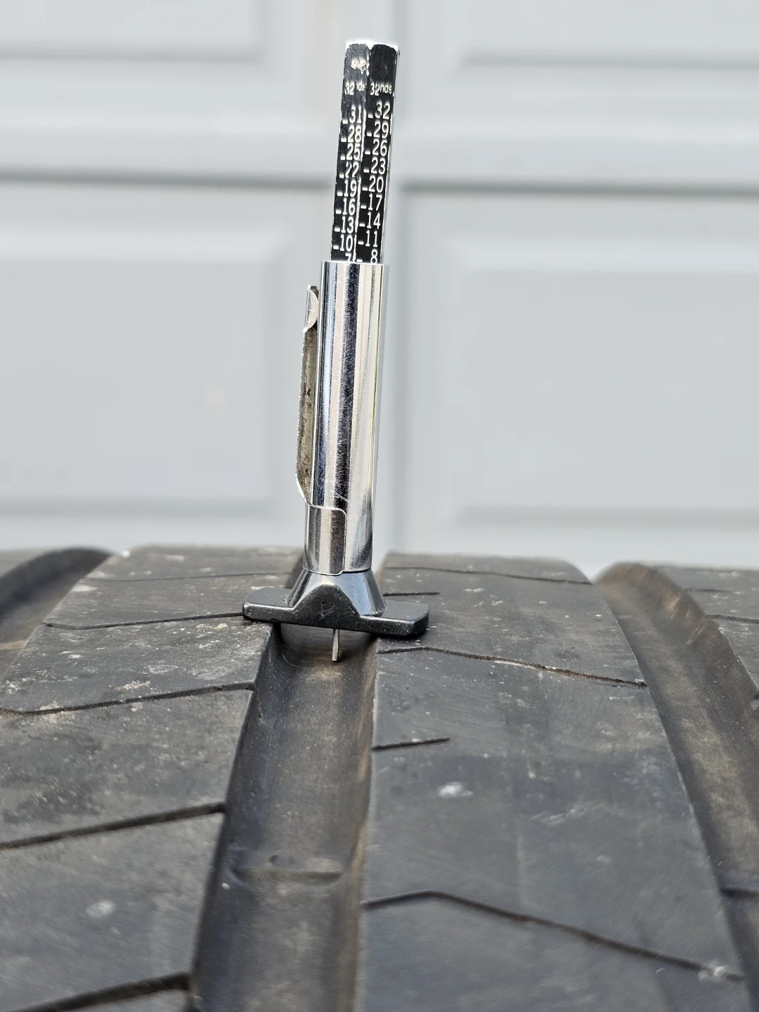 315/35 R20 PIRELLI P ZERO SUMMER TIRE (1 ONLY) - photo 2