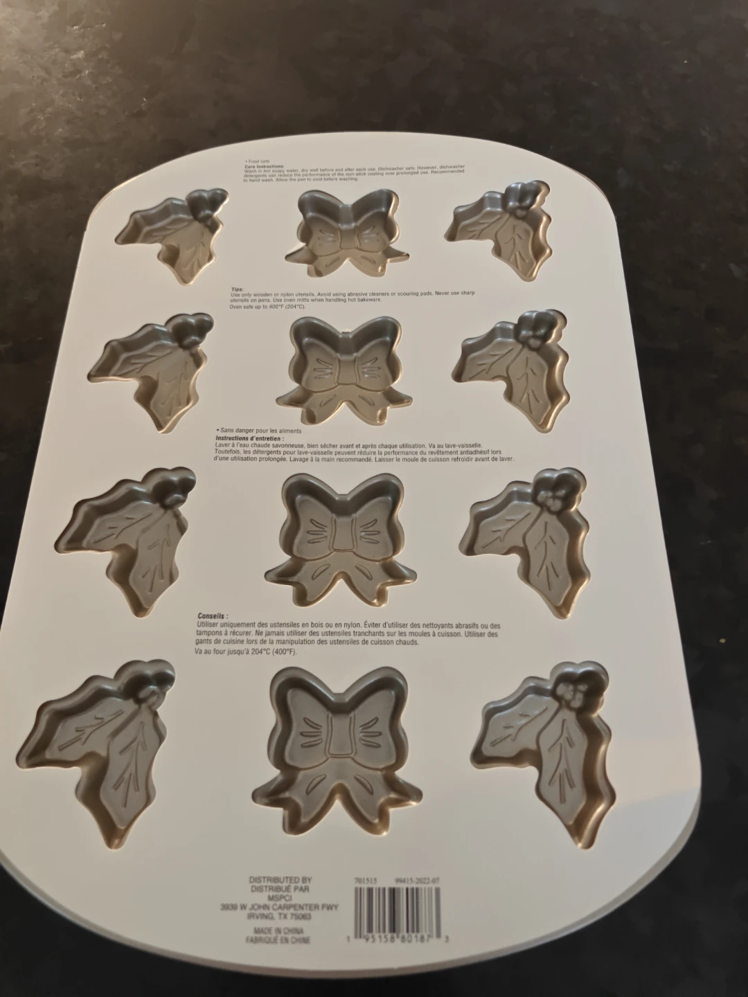 Celebrate It Holiday Cookie Pan brand-new - photo 2