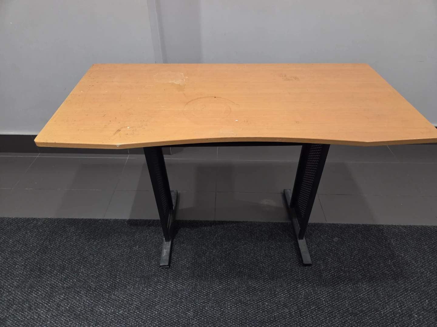 Office Desk with Wooden Top - photo 2