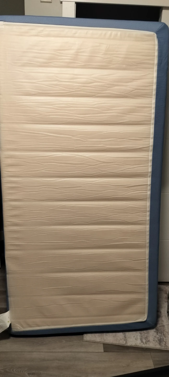 Zinus twin bed frame and mattress - photo 3
