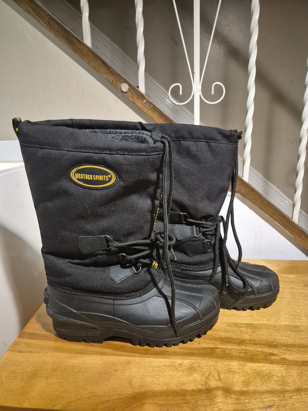Weather Spirits Winter Boots Size 7, men's size