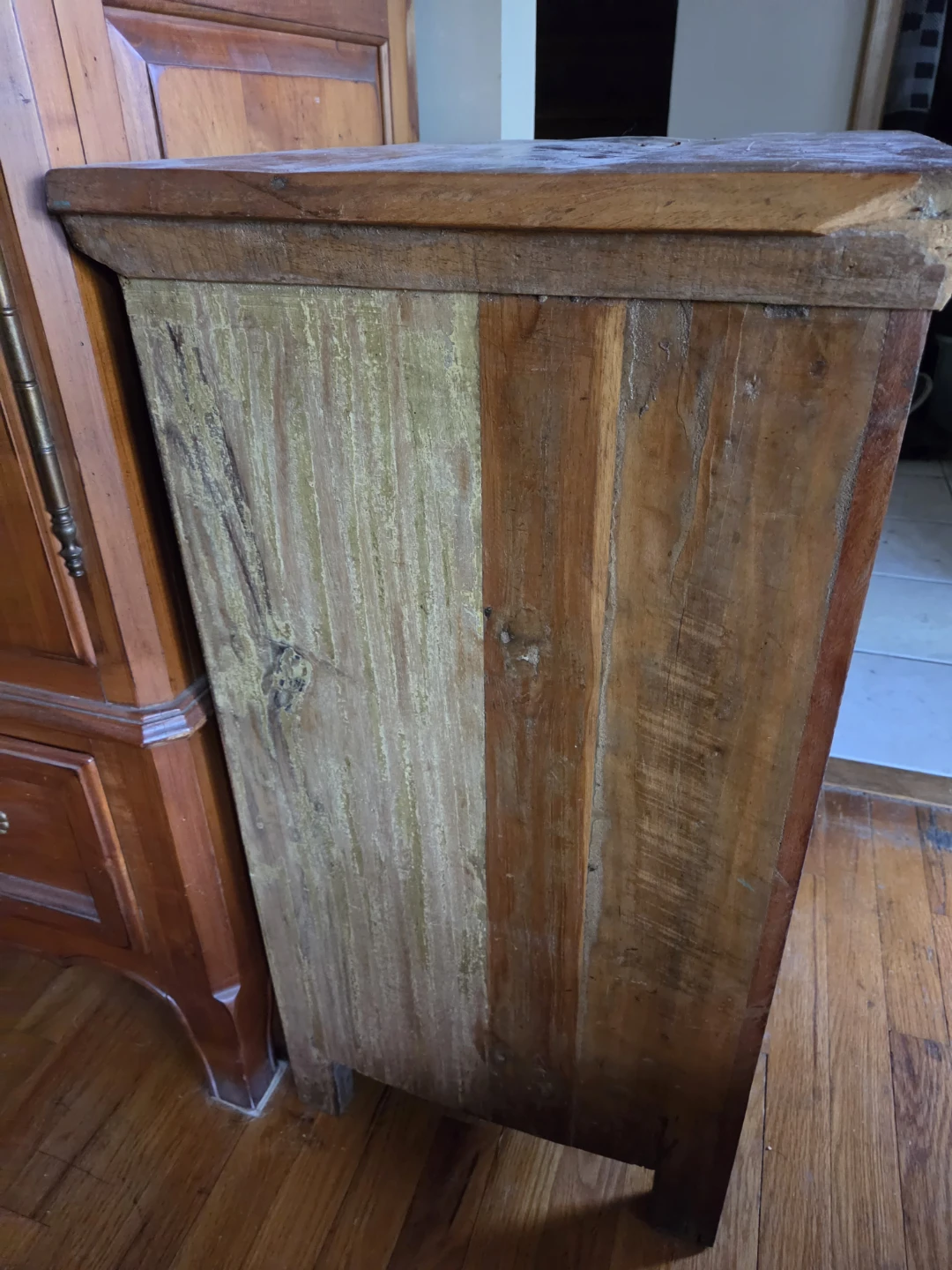 3 Drawer Bedside Nightstand Table - photo 3