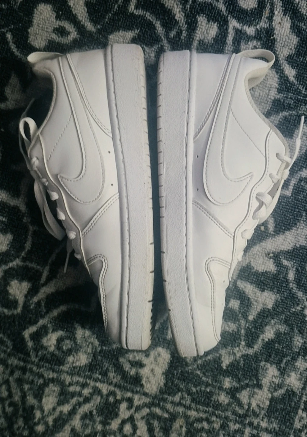 White Nike Sneakers