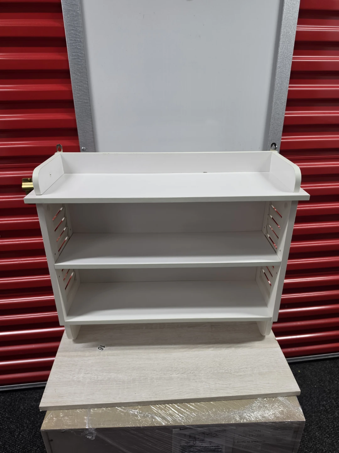 White Louvre Wall Cabinet - photo 2