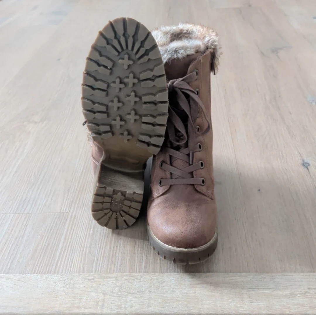 Steve Madden - Size 7 Women's Brown Faux Fur Lace-Up Boots - photo 5