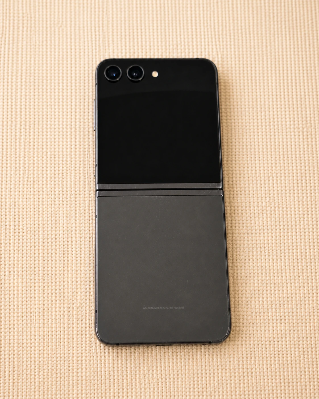 Samsung Galaxy Z flip 5 [UNLOCKED] - photo 4