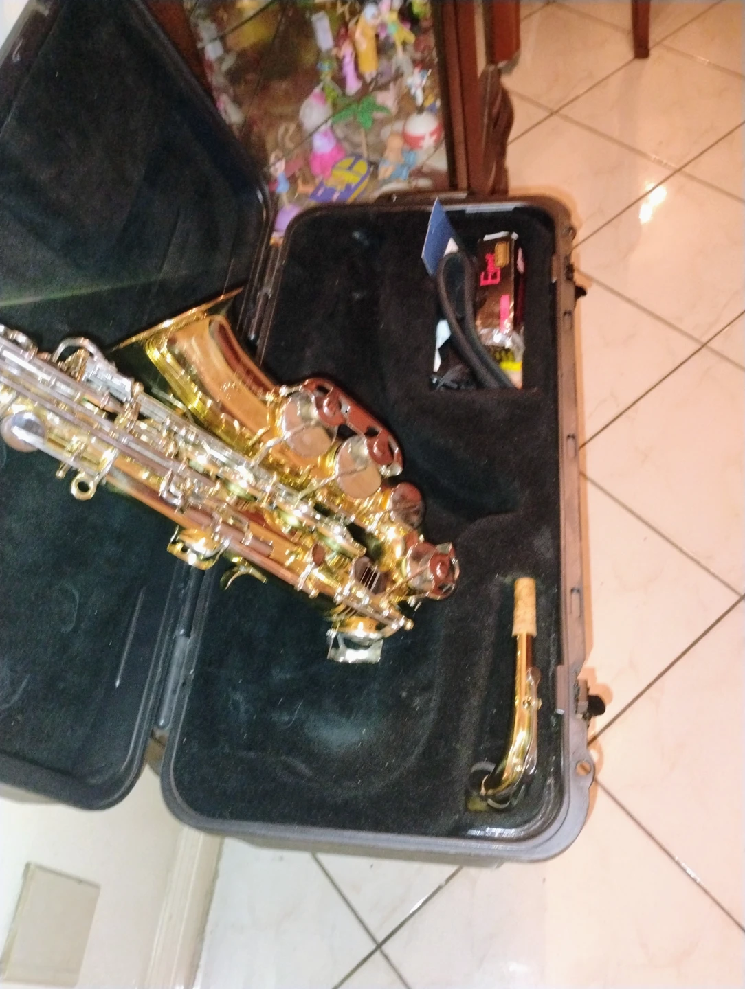 Selmer AS300 Alto Saxophone - photo 2