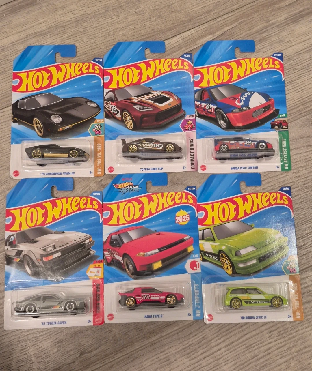 Hot Wheels Diecast Car Collection - 6 Pack