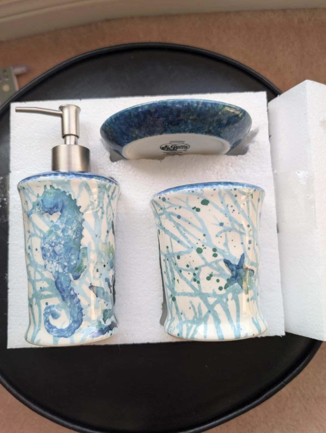 Cracker Barrel's 3 piece stoneware bath set - photo 2