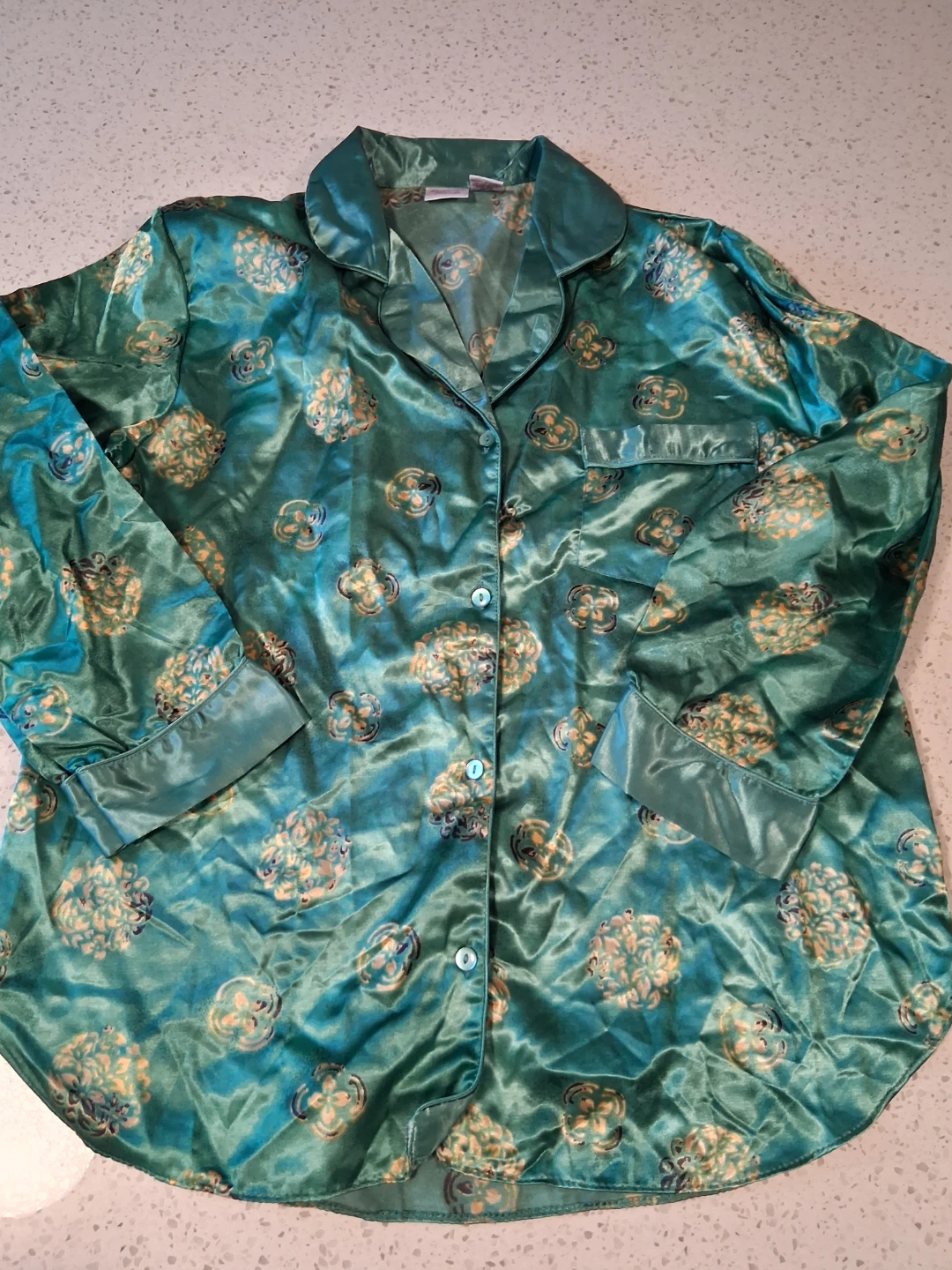 Green satin pjs - photo 4