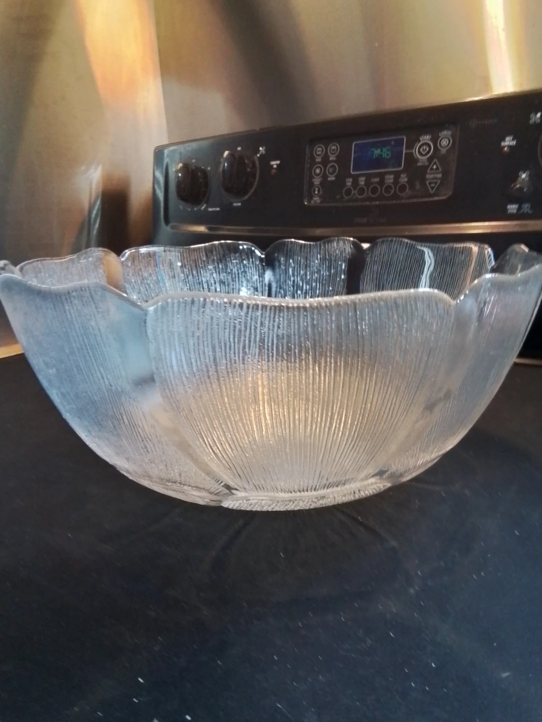 Vintage Arcoroc France "Fleur" Clear Glass 12x6" Deep Punch Bowl - photo 4
