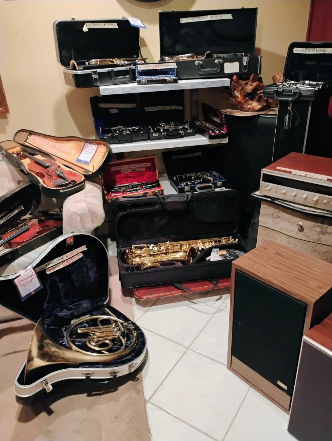 Vintage musical instruments - photo 2