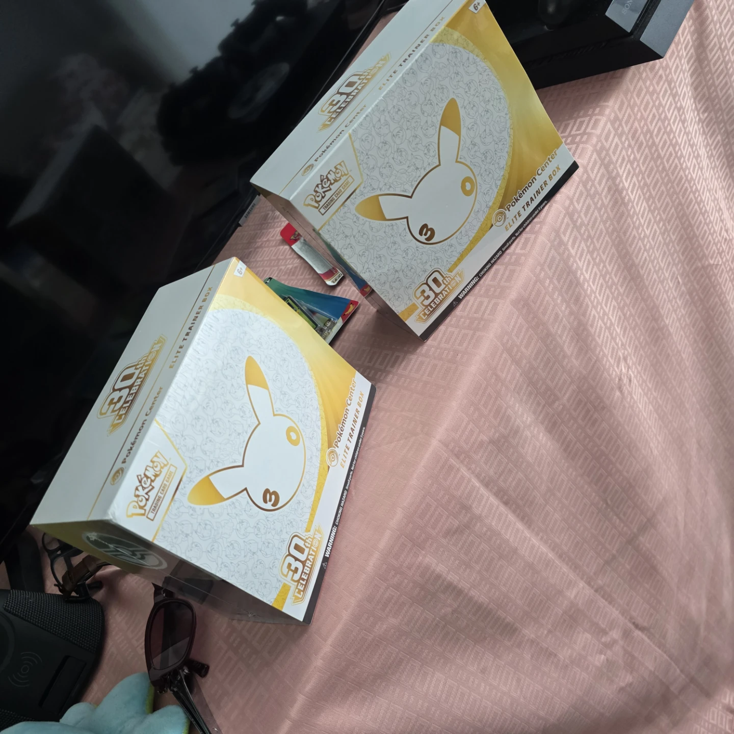 Pokemon 30th Anniversary Celebrations Elite Trainer Box