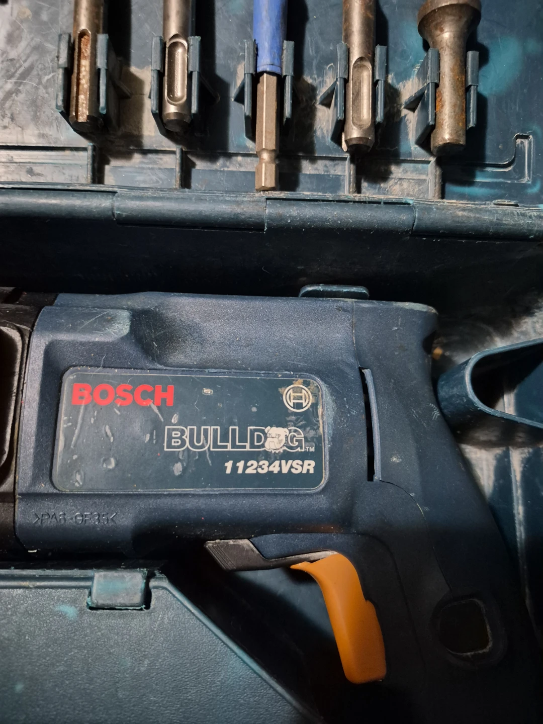 Bosch Bulldog 11234VSR Rotary Hammer with Case - photo 2