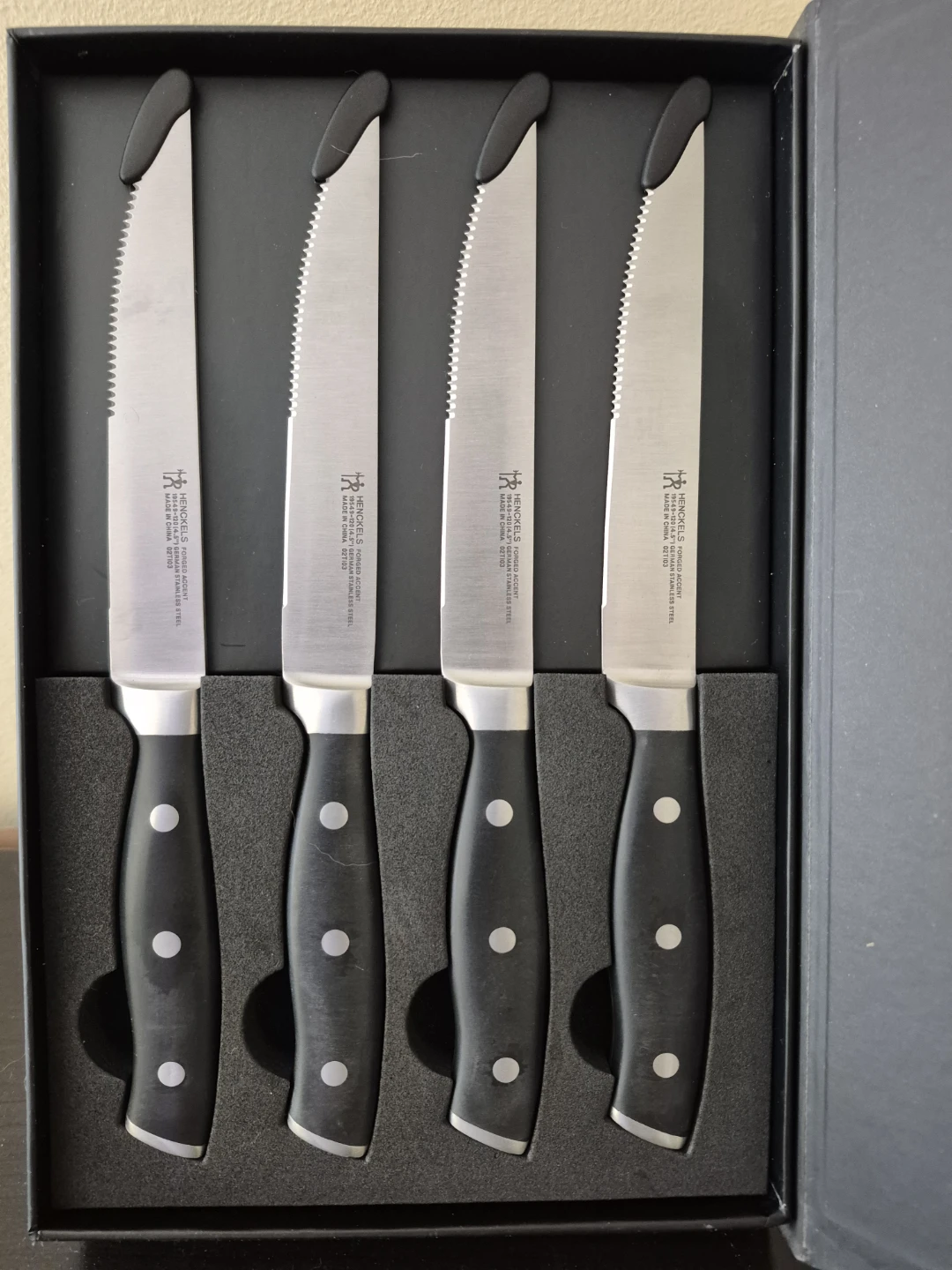Henckels Accent 4-Piece Steak Knife Set - photo 3