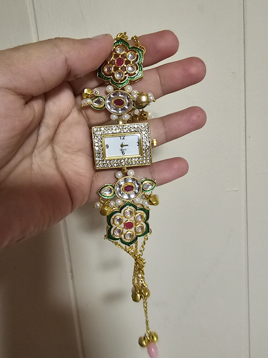 Traditional Indian Style Decorative Quartz Bracelet Watch - photo 2