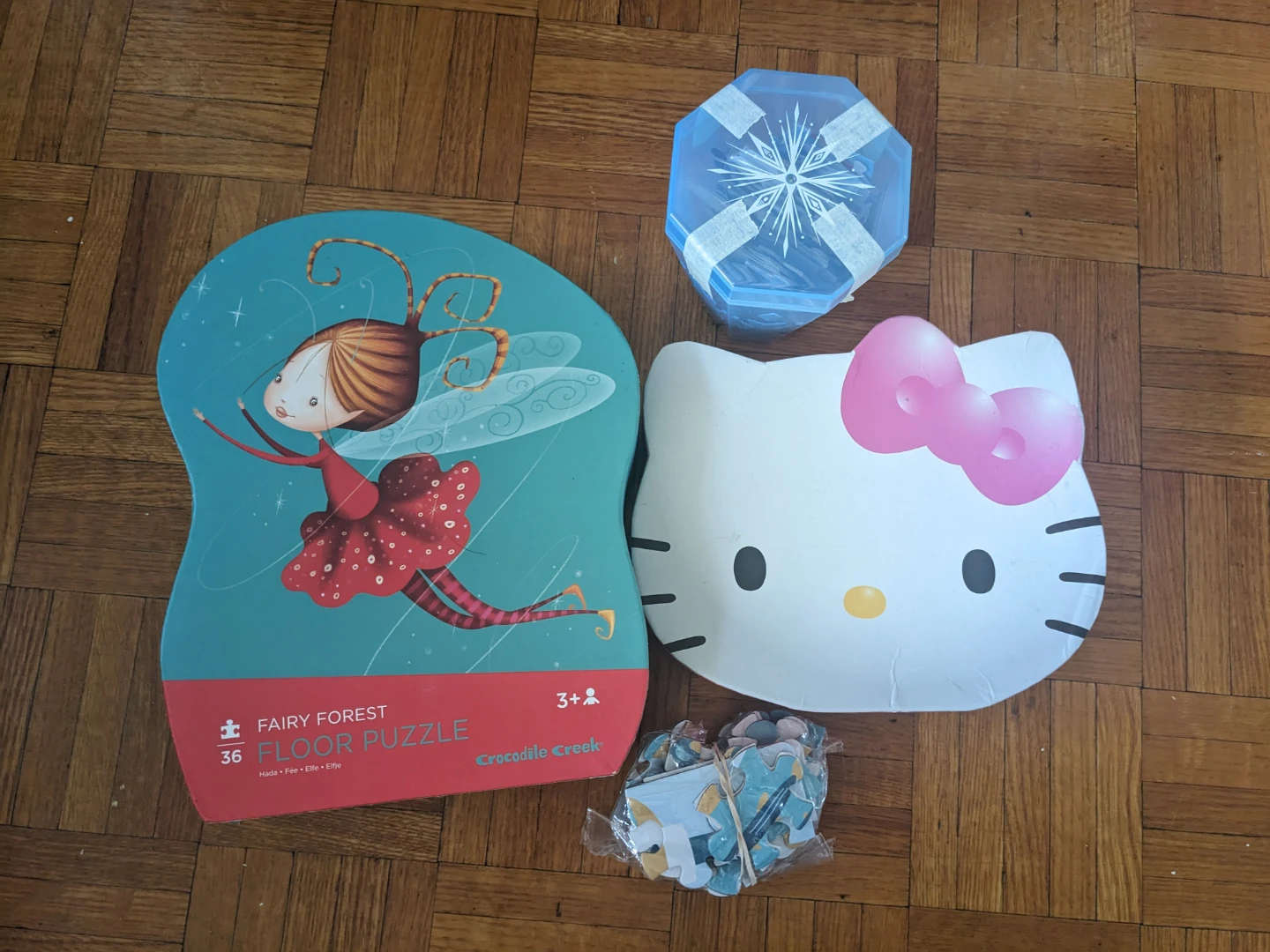 Lot of 4 Kids Puzzles - Crocodile Creek, Hello Kitty and Frozen