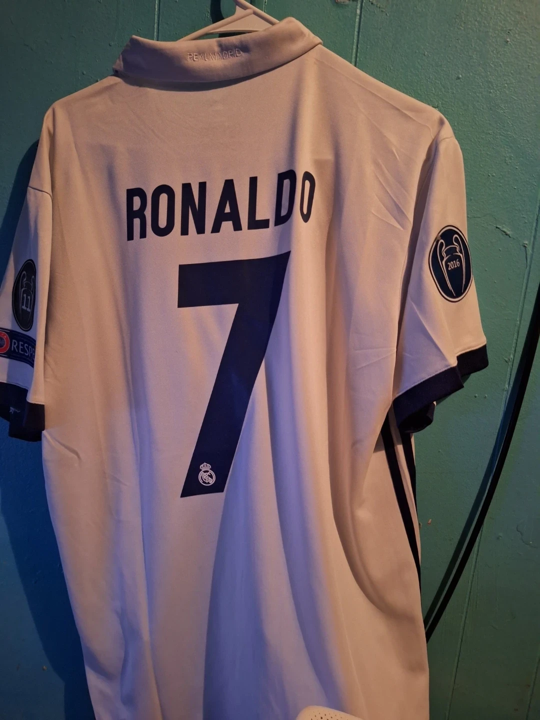Real Madrid Ronaldo 7 Jersey Size XL - photo 2