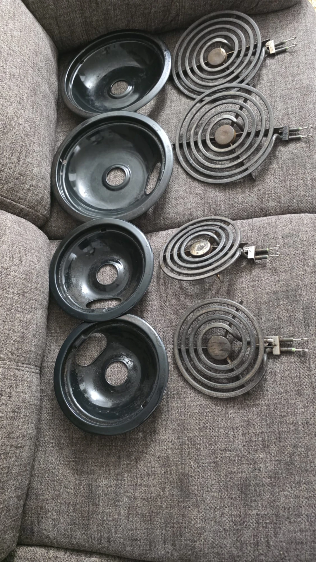 Stove Elements and Drip Bowls