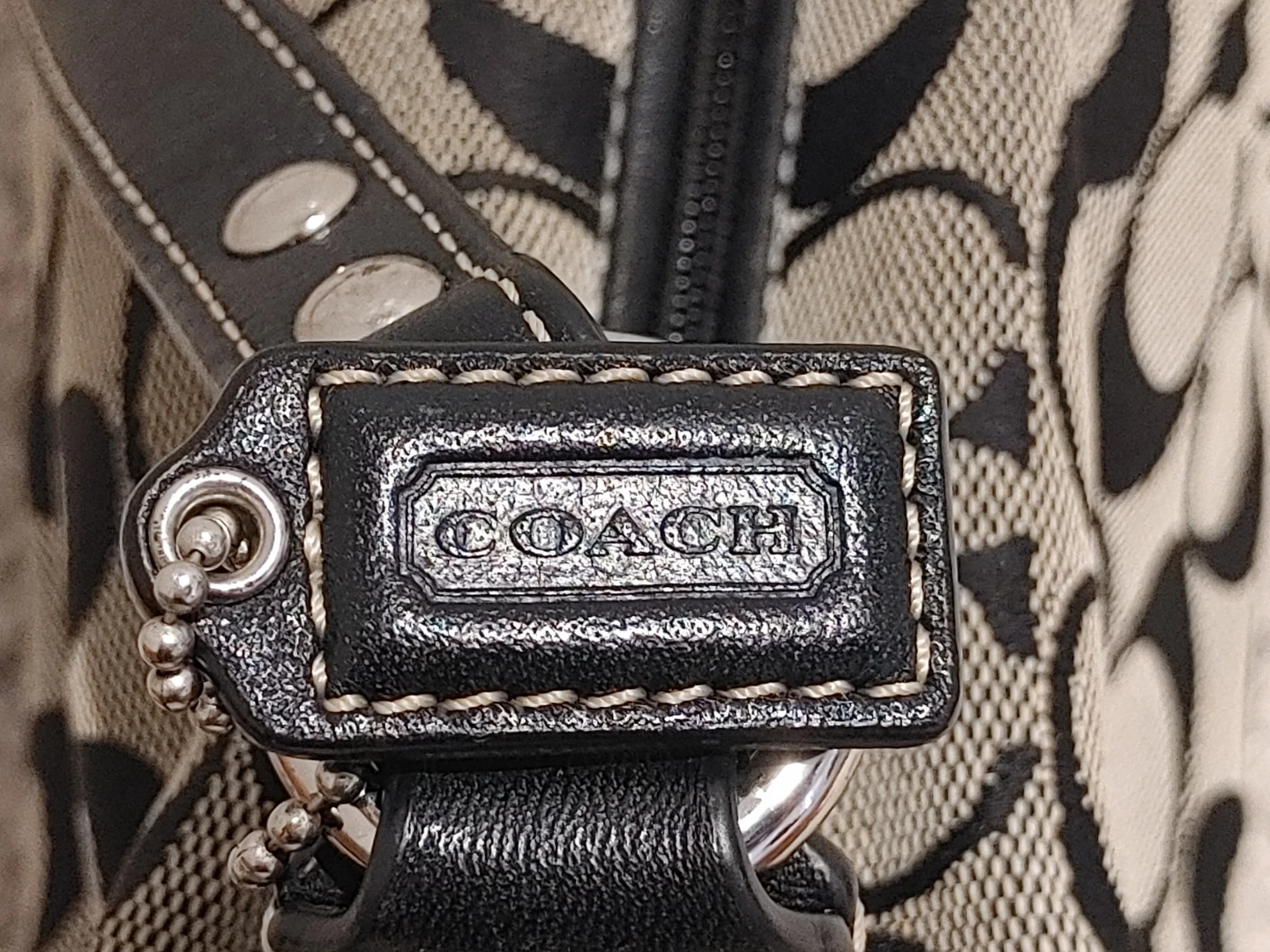 Coach Signature Pattern Shoulder Bag - photo 2