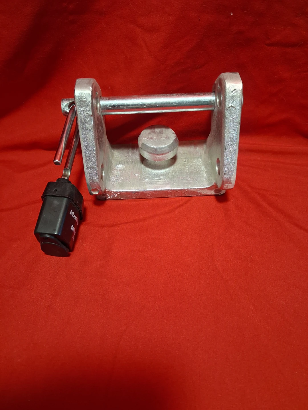 Blaylock TL-33 Universal Trailer Coupler Lock - photo 3