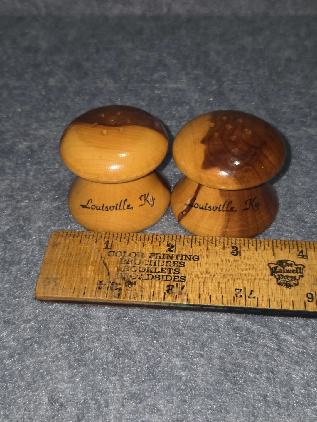 Vintage Wooden Salt and Pepper Shakers - photo 5
