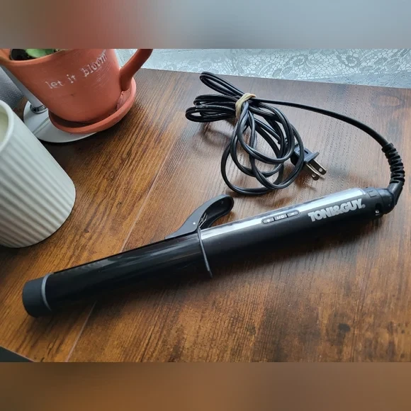 Toni & Guy Curling Iron Model TGIR1901F