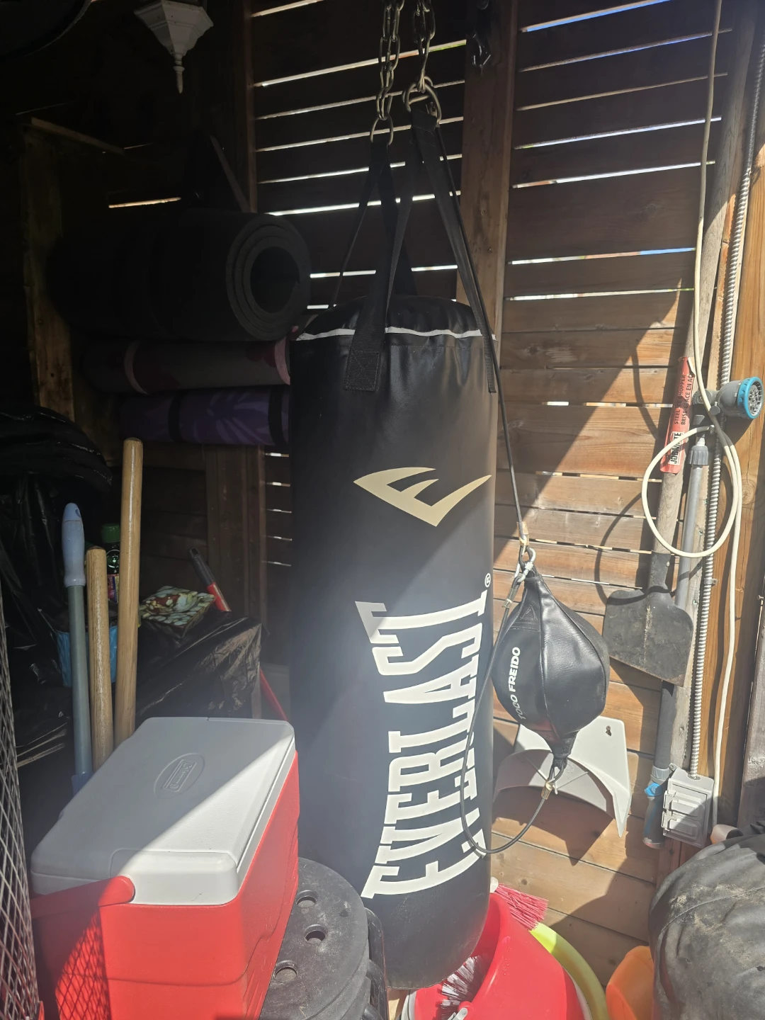 Used  Everlast Boxing - Wall Mount, Heavy Bag & Gear pickup - photo 3