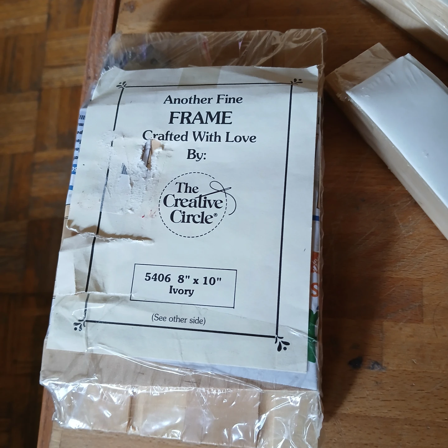 The Creative Circle Craft Frames and Stretch 'n Stitch Bars - photo 2