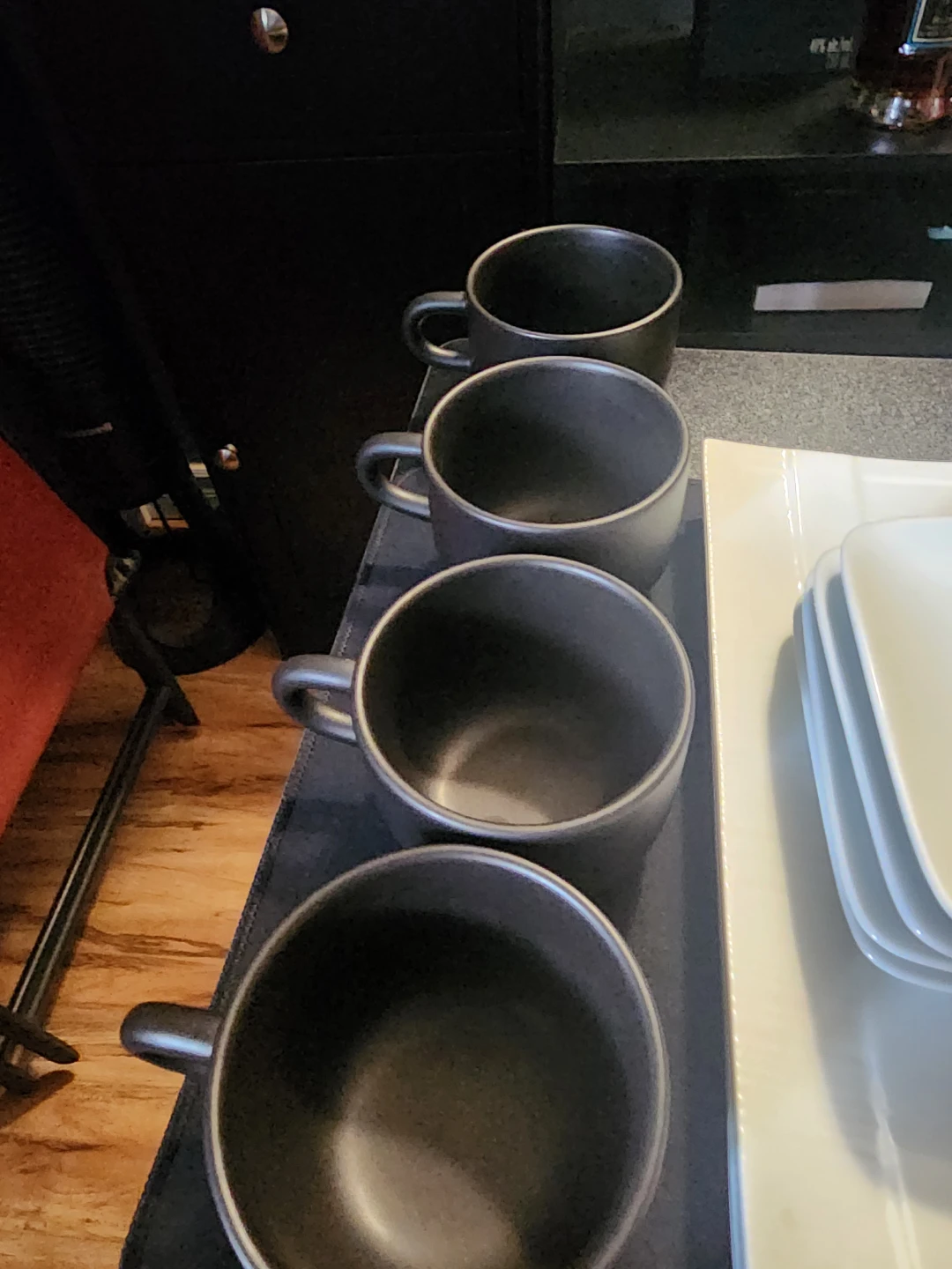 Mixed Dinnerware Set: Black and White Pieces - photo 5