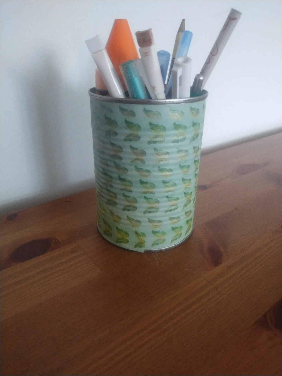 Decorated Tin Pen & Pencil Holder
