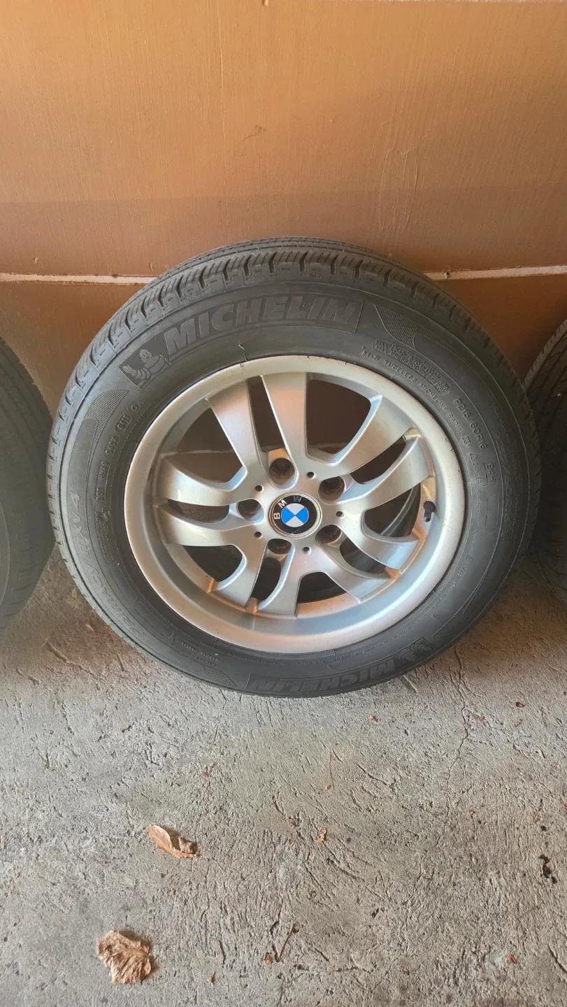 Set of 4 BMW Wheels with Michelin Primacy MXV4 Tires - photo 3