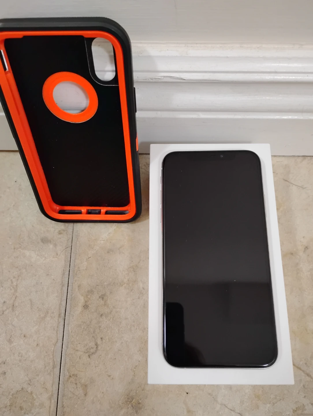 iPhone XS 64gb White - photo 3