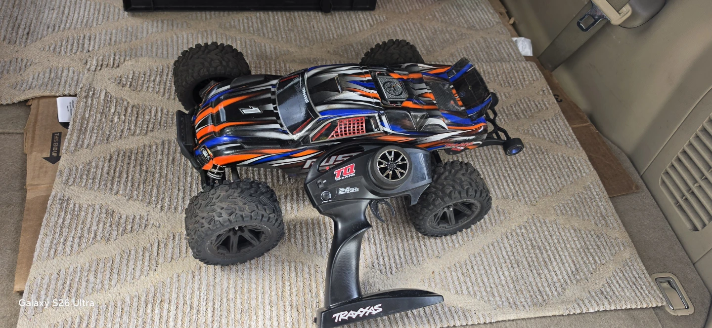 Traxxas Rustler RC Car with TQ Controller and Charger