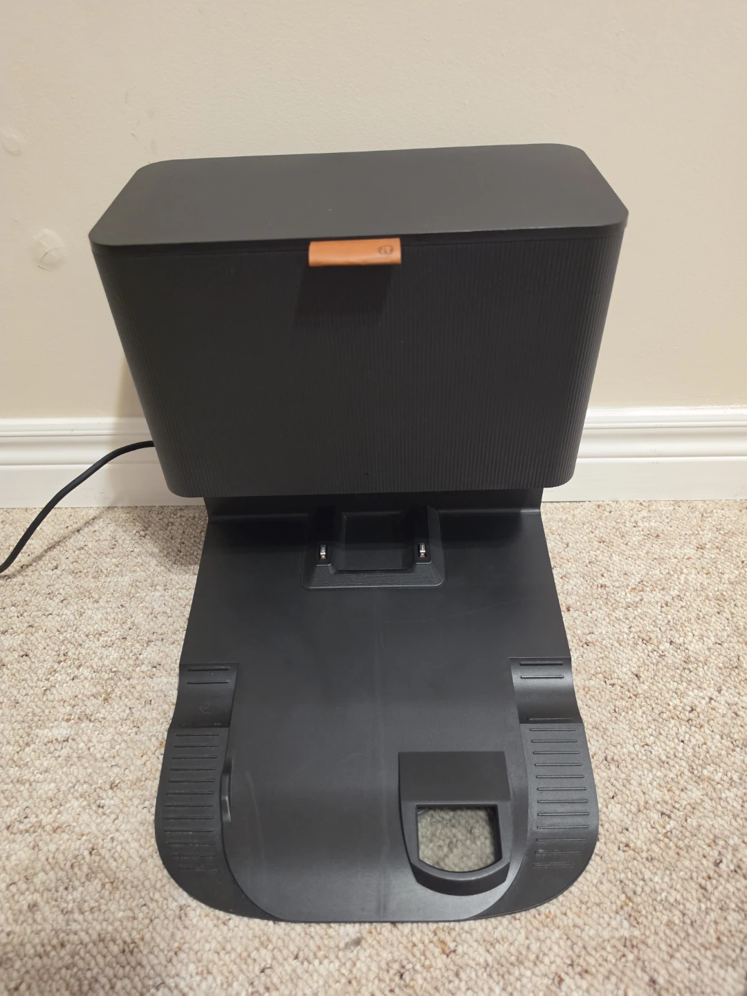 Roomba i+/j+ Series Auto Empty Dock