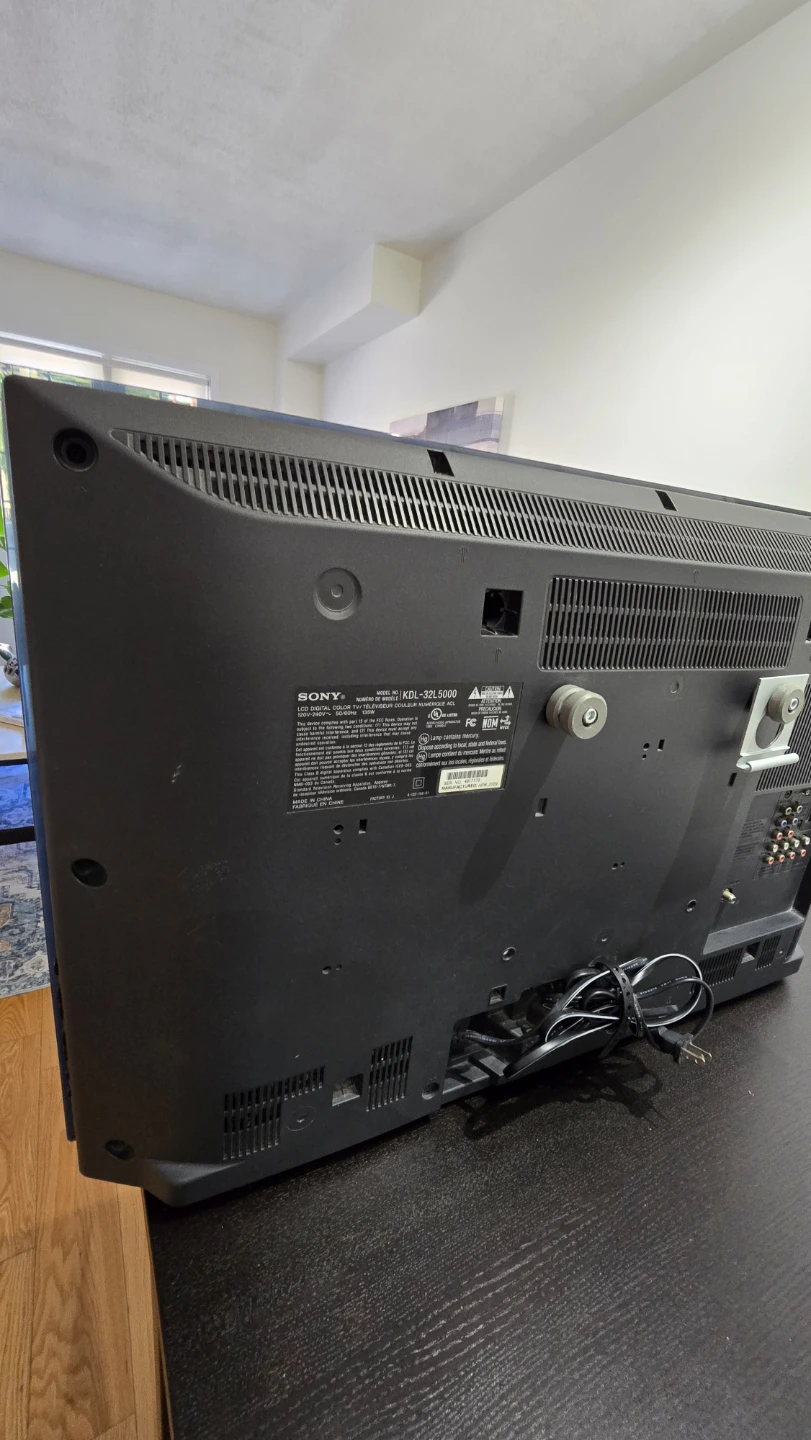 32" Sony Bravia TV - photo 4