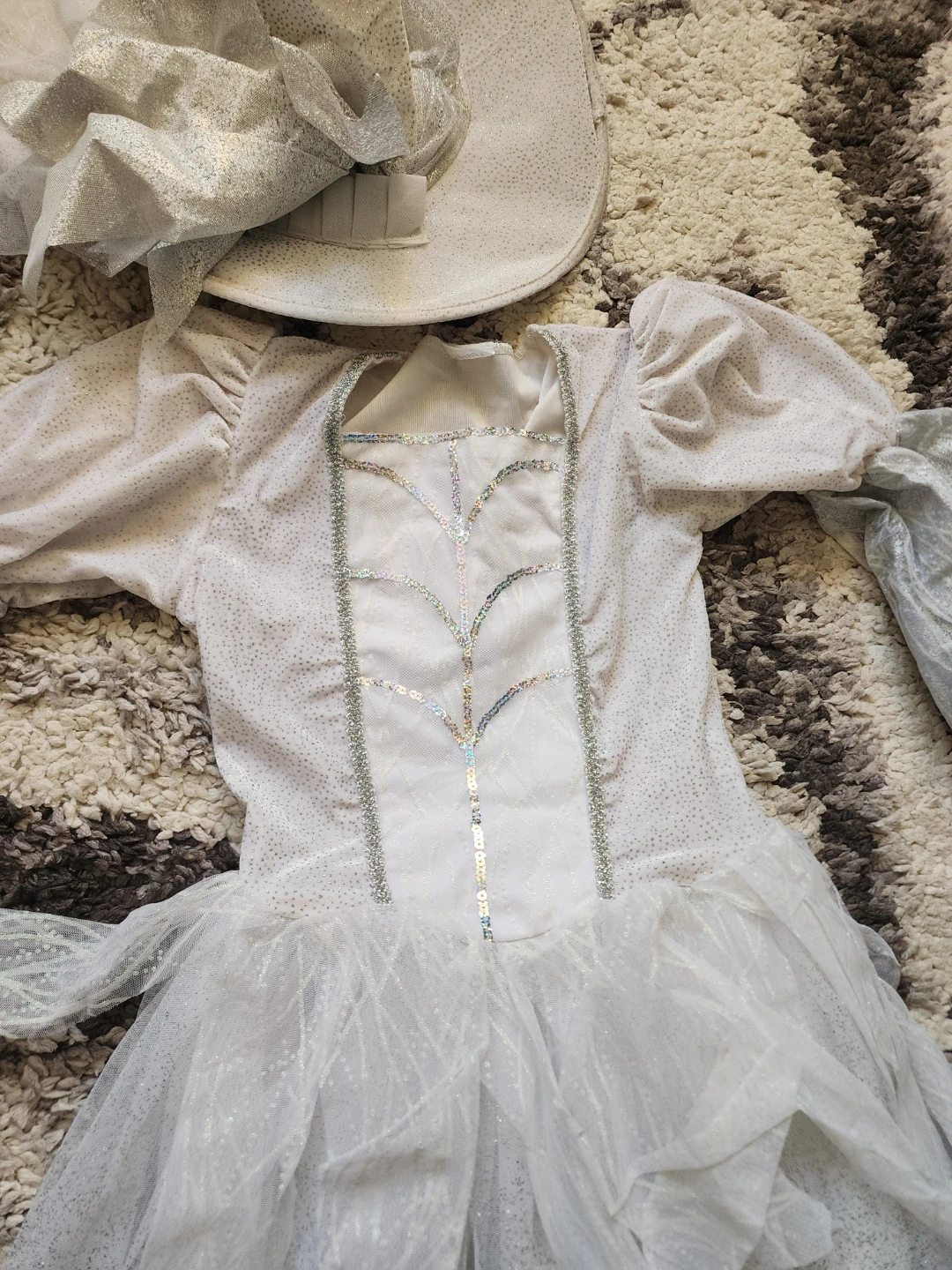 White and Silver Witch Costume - photo 2