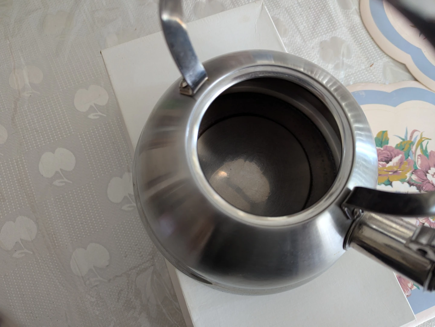 Betty Crocker 18/10 Stainless Steel Kettle - photo 2