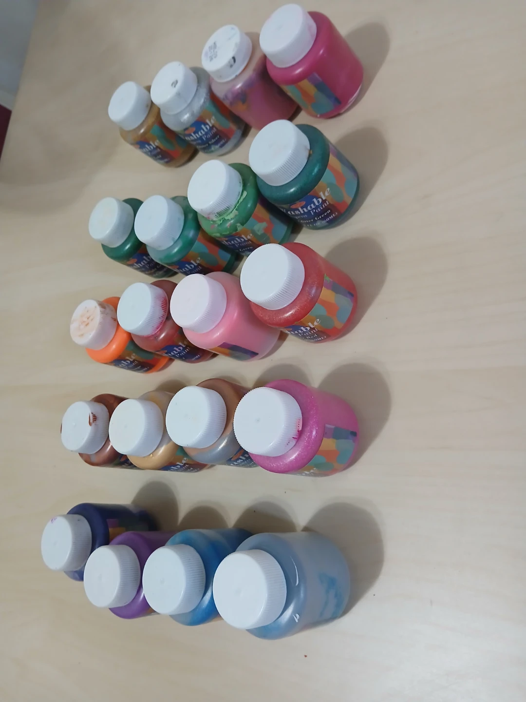 Used Set of 20 Washable Tempera Paint Bottles 🏈